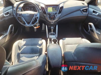 Zdjęcie 8 z 12 samochodu: 2017 HYUNDAI VELOSTER TURBO VIN:KMHTC6AE9HU308494 - miniatura
