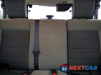 Zdjęcie 10 z 13 samochodu: 2010 JEEP WRANGLER UNLIMITED SPORT VIN:1J4BA3H12AL174182 - miniatura