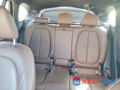 Zdjęcie 10 z 13 samochodu: 2021 BMW X1 SDRIVE28I VIN:WBXJG7C04M5S69375 - miniatura