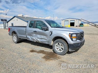 Czwarte zdjęcie samochodu z boku: 2023 FORD F150 SUPER CAB VIN:1FTFX1E52PKD15770 - miniatura