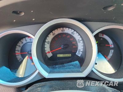 Zdjęcie 9 z 12 samochodu: 2013 TOYOTA TACOMA V6 VIN:3TMLU4EN6DM104458 - miniatura