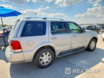 Trzecie zdjęcie samochodu z tyłu: 2003 LINCOLN AVIATOR VIN:5LMEU68H63ZJ00636 - miniatura