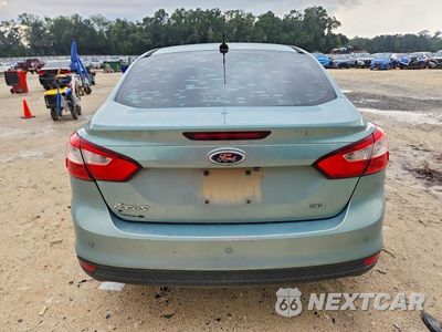 Zdjęcie 6 z 12 samochodu: 2012 FORD FOCUS SEL VIN:1FAHP3H29CL232031 - miniatura