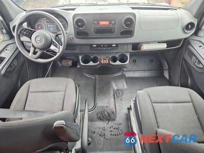 Zdjęcie 8 z 13 samochodu: 2020 MERCEDES-BENZ SPRINTER 2500 VIN:W1Y4EDHYXLT030139 - miniatura