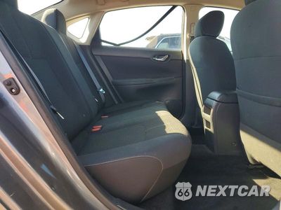 Zdjęcie 10 z 13 samochodu: 2017 NISSAN SENTRA S VIN:3N1AB7AP1HY222070 - miniatura