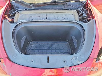 Zdjęcie 12 z 14 samochodu: 2024 TESLA MODEL Y VIN:7SAYGDEE8RA259487 - miniatura