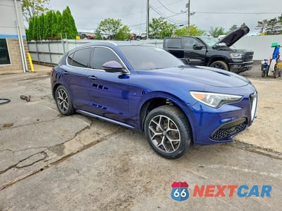 Czwarte zdjęcie samochodu z boku: 2021 ALFA ROMEO STELVIO TI VIN:ZASPAKBN5M7D14781 - miniatura