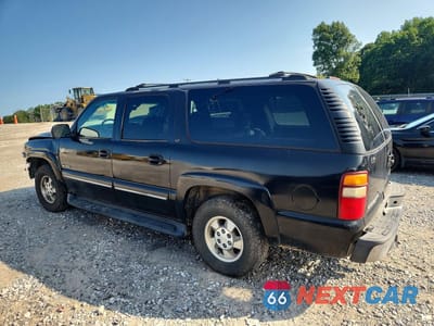Drugie zdjęcie samochodu z przodu: 2000 CHEVROLET SUBURBAN K1500 VIN:3GNFK16T2YG211694 - miniatura