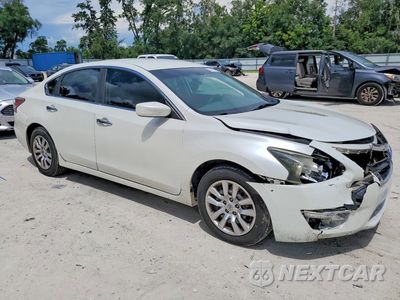 Czwarte zdjęcie samochodu z boku: 2014 NISSAN ALTIMA 2.5 S VIN:1N4AL3AP3EC291016 - miniatura