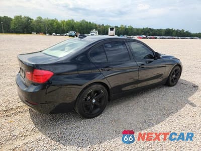 Trzecie zdjęcie samochodu z tyłu: 2013 BMW 320 I XDRIVE VIN:WBA3C3C56DF980766 - miniatura