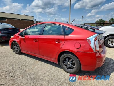 Drugie zdjęcie samochodu z przodu: 2015 TOYOTA PRIUS TWO VIN:JTDKN3DU4F1878333 - miniatura