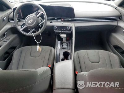 Zdjęcie 8 z 12 samochodu: 2024 HYUNDAI ELANTRA SEL VIN:KMHLM4DG5RU678468 - miniatura