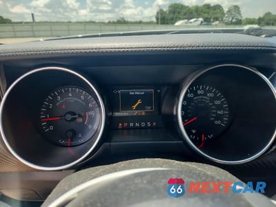Zdjęcie 9 z 12 samochodu: 2018 FORD MUSTANG VIN:1FA6P8TH8J5113131 - miniatura