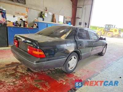Trzecie zdjęcie samochodu z tyłu: 1997 LEXUS LS 400 VIN:JT8BH28F3V0097691 - miniatura