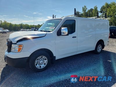 2021 NISSAN NV 2500 HD SV 1N6AF0KY2MN807387 - główne zdjęcie licytacji z USA - miniatura