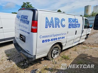 Trzecie zdjęcie samochodu z tyłu: 2026 CHEVROLET EXPRESS 2500 CARGO DELIVERY VAN VIN:1GCWGAFP4T1175933 - miniatura