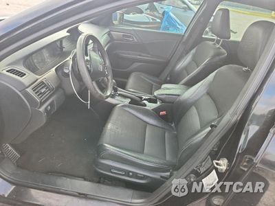Zdjęcie 7 z 13 samochodu: 2017 HONDA ACCORD SPORT VIN:1HGCR2F5XHA051272 - miniatura