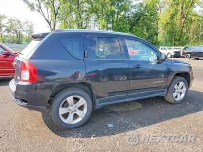 Trzecie zdjęcie samochodu z tyłu: 2012 JEEP COMPASS LATITUDE VIN:1C4NJDEB8CD559247 - miniatura