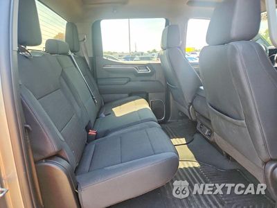 Zdjęcie 10 z 12 samochodu: 2026 CHEVROLET SILVERADO K1500 LT-L VIN:1GCPKKEK0TZ353823 - miniatura