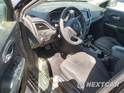 Zdjęcie 8 z 12 samochodu: 2019 JEEP CHEROKEE LATITUDE VIN:1C4PJMCX1KD239029 - miniatura