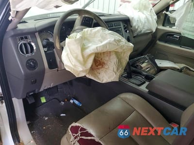 Zdjęcie 8 z 13 samochodu: 2009 FORD EXPEDITION XLT VIN:1FMFU16529LA07479 - miniatura