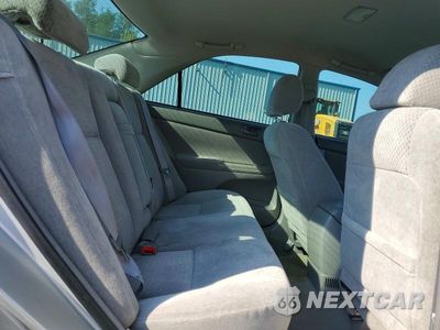 Zdjęcie 10 z 12 samochodu: 2003 TOYOTA CAMRY LE VIN:4T1BE32K83U768246 - miniatura