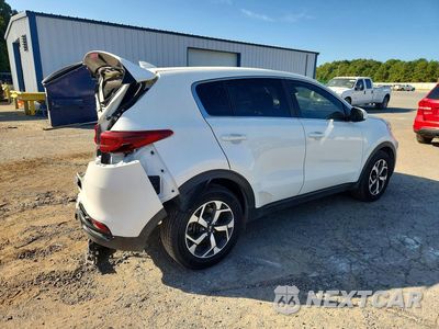 Trzecie zdjęcie samochodu z tyłu: 2021 KIA SPORTAGE LX VIN:KNDPM3AC0M7878845 - miniatura