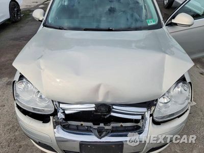 Zdjęcie 11 z 12 samochodu: 2010 VOLKSWAGEN JETTA SE VIN:3VWRZ7AJ9AM042255 - miniatura