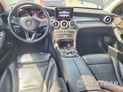 Zdjęcie 8 z 12 samochodu: 2018 MERCEDES-BENZ C 300 4MATIC VIN:55SWF4KB5JU254464 - miniatura
