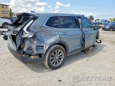 Trzecie zdjęcie samochodu z tyłu: 2024 HONDA CR-V EX VIN:2HKRS4H43RH458180 - miniatura