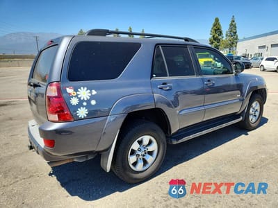 Trzecie zdjęcie samochodu z tyłu: 2005 TOYOTA 4RUNNER SR5 VIN:JTEZU14R450059095 - miniatura