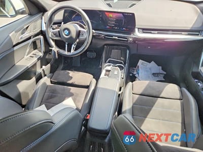 Zdjęcie 8 z 13 samochodu: 2025 BMW X1 XDRIVE28I VIN:WBX73EF01S5223876 - miniatura