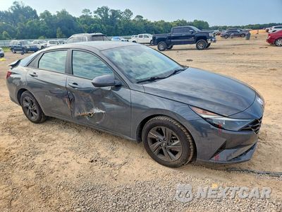 Czwarte zdjęcie samochodu z boku: 2023 HYUNDAI ELANTRA SEL VIN:KMHLM4AG3PU624216 - miniatura