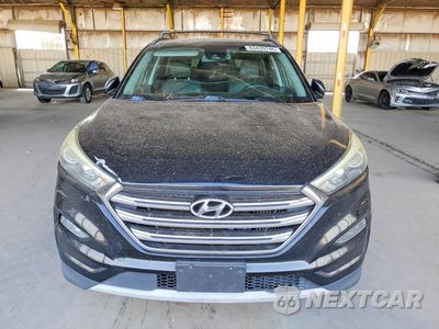 Piąte zdjęcie samochodu w środku: 2017 HYUNDAI TUCSON LIMITED VIN:KM8J33A22HU344359 - miniatura