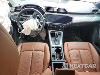 Zdjęcie 8 z 13 samochodu: 2021 AUDI Q3 PREMIUM 40 VIN:WA1AUCF39M1095101 - miniatura