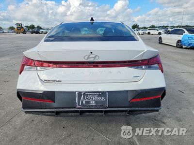 Zdjęcie 6 z 13 samochodu: 2025 HYUNDAI ELANTRA LIMITED VIN:KMHLN4DJ1SU157892 - miniatura