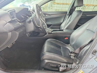 Zdjęcie 7 z 14 samochodu: 2019 HONDA CIVIC SPORT TOURING VIN:SHHFK7H97KU224319 - miniatura