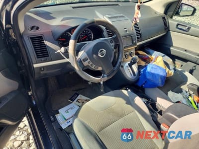 Zdjęcie 8 z 12 samochodu: 2012 NISSAN SENTRA 2.0 VIN:3N1AB6AP3CL784570 - miniatura