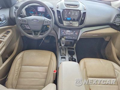 Zdjęcie 8 z 14 samochodu: 2018 FORD ESCAPE SE VIN:1FMCU0GD7JUA16163 - miniatura