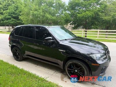 2013 BMW X5 M 5YMGY0C53DLL15689 - główne zdjęcie licytacji z USA - miniatura