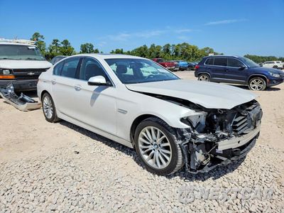 Czwarte zdjęcie samochodu z boku: 2016 BMW 528 I VIN:WBA5A5C54GD528762 - miniatura