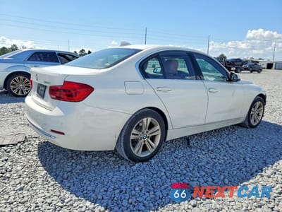Trzecie zdjęcie samochodu z tyłu: 2016 BMW 328 XI SULEV VIN:WBA8E3G58GNU05900 - miniatura