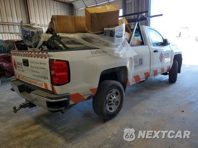 Trzecie zdjęcie samochodu z tyłu: 2016 CHEVROLET SILVERADO C2500 HEAVY DUTY VIN:1GC0CUEG4GZ371995 - miniatura