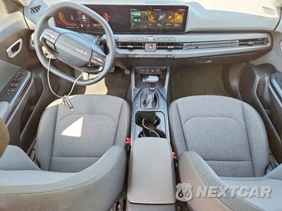 Zdjęcie 8 z 12 samochodu: 2025 KIA K4 LXS VIN:3KPFT4DE1SE171414 - miniatura