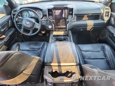 Zdjęcie 8 z 12 samochodu: 2019 RAM 1500 LIMITED VIN:1C6SRFHT3KN619785 - miniatura