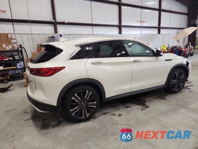 Trzecie zdjęcie samochodu z tyłu: 2021 INFINITI QX50 LUXE VIN:3PCAJ5BA6MF106433 - miniatura
