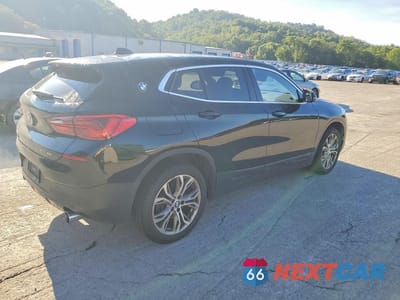 Trzecie zdjęcie samochodu z tyłu: 2018 BMW X2 XDRIVE28I VIN:WBXYJ5C38JEF80594 - miniatura