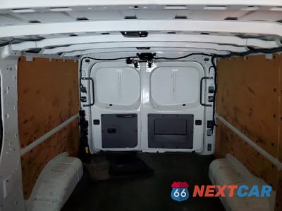 Zdjęcie 10 z 13 samochodu: 2018 NISSAN NV 2500 HD SV VIN:1N6AF0KY6JN805203 - miniatura