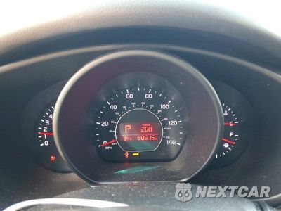 Zdjęcie 9 z 13 samochodu: 2018 KIA SOUL + VIN:KNDJP3A58J7506230 - miniatura