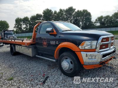Czwarte zdjęcie samochodu z boku: 2018 RAM 5500 VIN:3C7WRNDL9JG386841 - miniatura